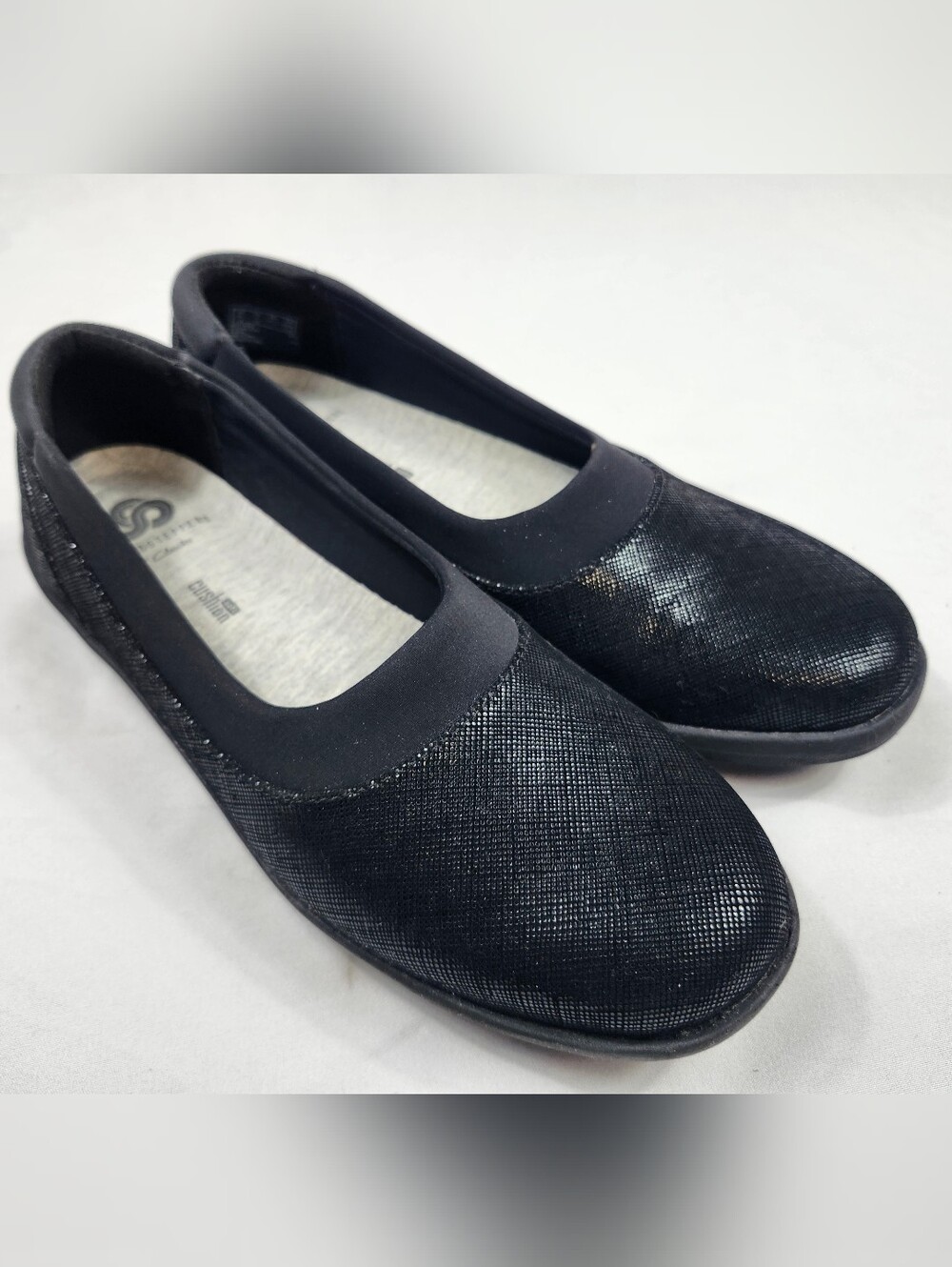Cloudsteppers by Clarks Black Textured Slip-On Flats